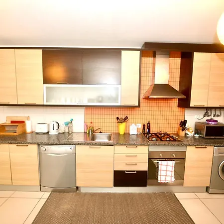 Tide - 3 Bedroom Within Beautiful Complex Διαμέρισμα