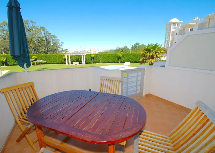 Apartment Tide - 3 Bedroom Within Beautiful Complex Nazare