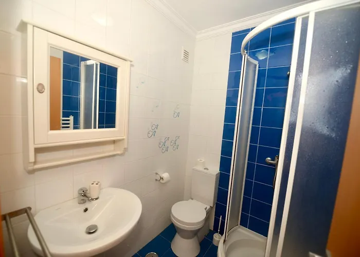 Apartment Tide - 3 Bedroom Within Beautiful Complex *