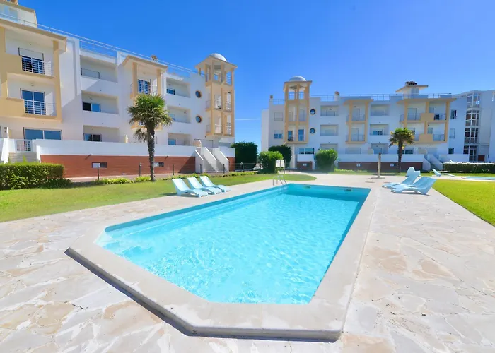 Tide - 3 Bedroom Within Beautiful Complex * Nazare