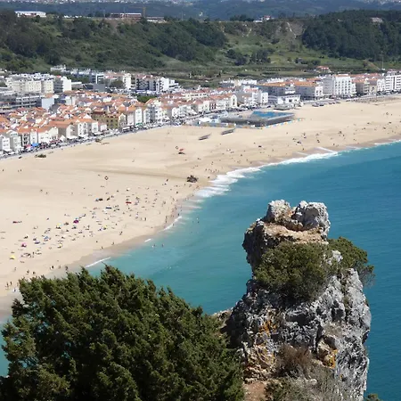 Tide - 3 Bedroom Within Beautiful Complex