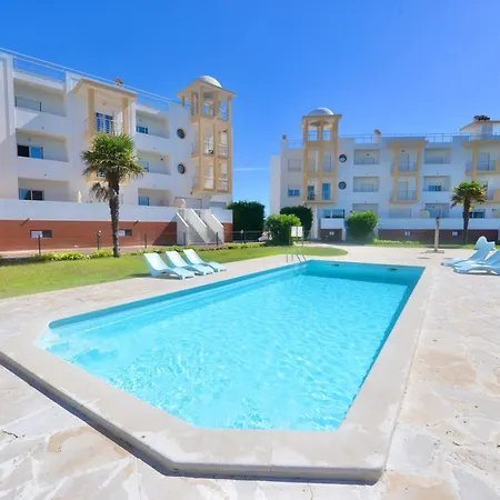 Tide - 3 Bedroom Within Beautiful Complex * Nazare
