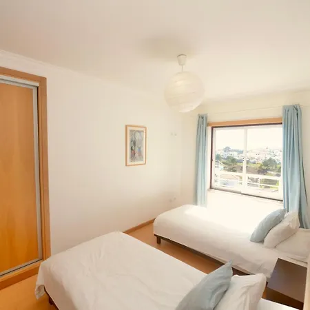 Apartment Tide - 3 Bedroom Within Beautiful Complex Nazare