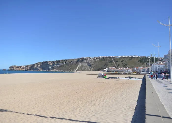 Tide - 3 Bedroom Within Beautiful Complex